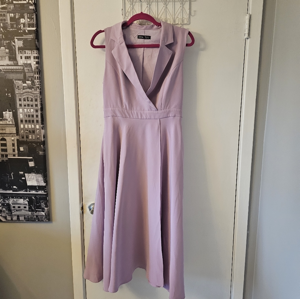Lavender sleeveless midi dress